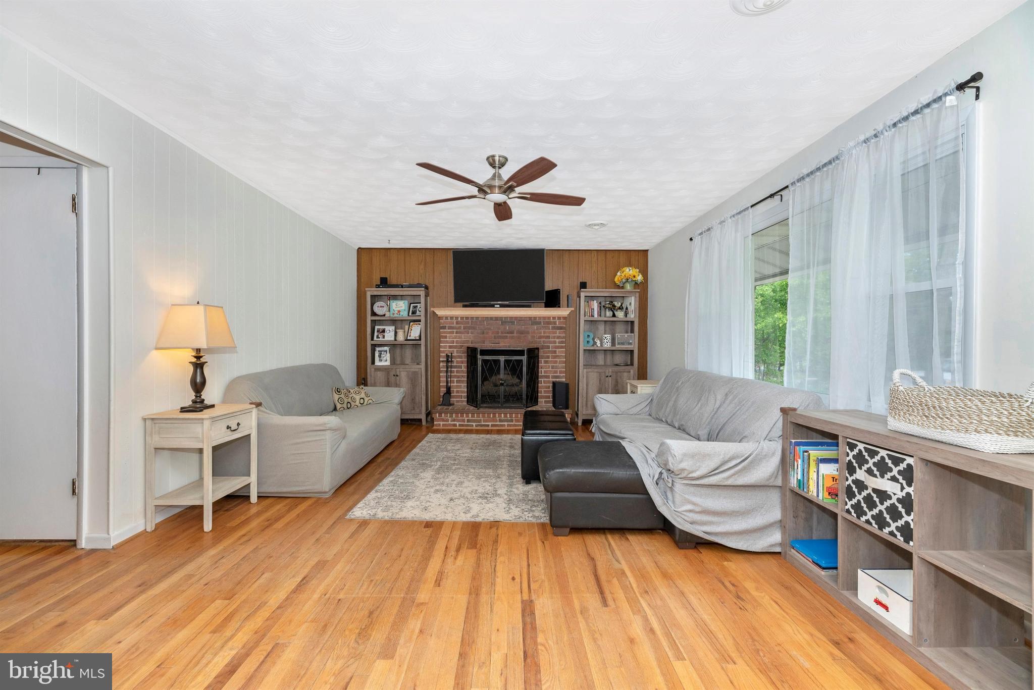 2924 Timber Ridge Drive Mount Airy, MD 21771 - Photo 4 of 49 Gallery Image 4
