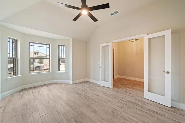 $2,650 | 612 Kyle Drive, Tioga, TX 76271