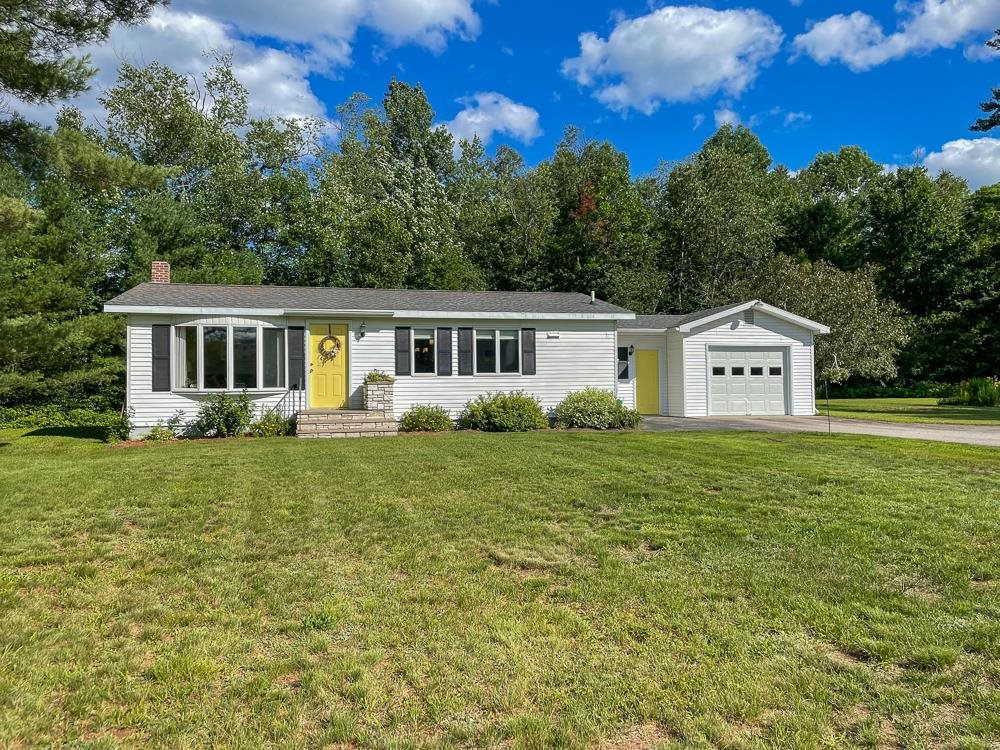 683 Main Street Lancaster, NH 03584 - Photo 1 of 21 Gallery Image 1
