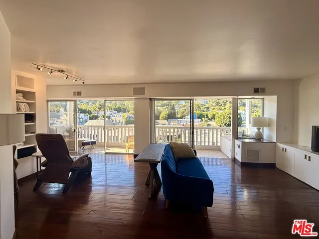$1,225,000 | 999 North Doheny Drive, Unit 703, West Hollywood, CA 90069