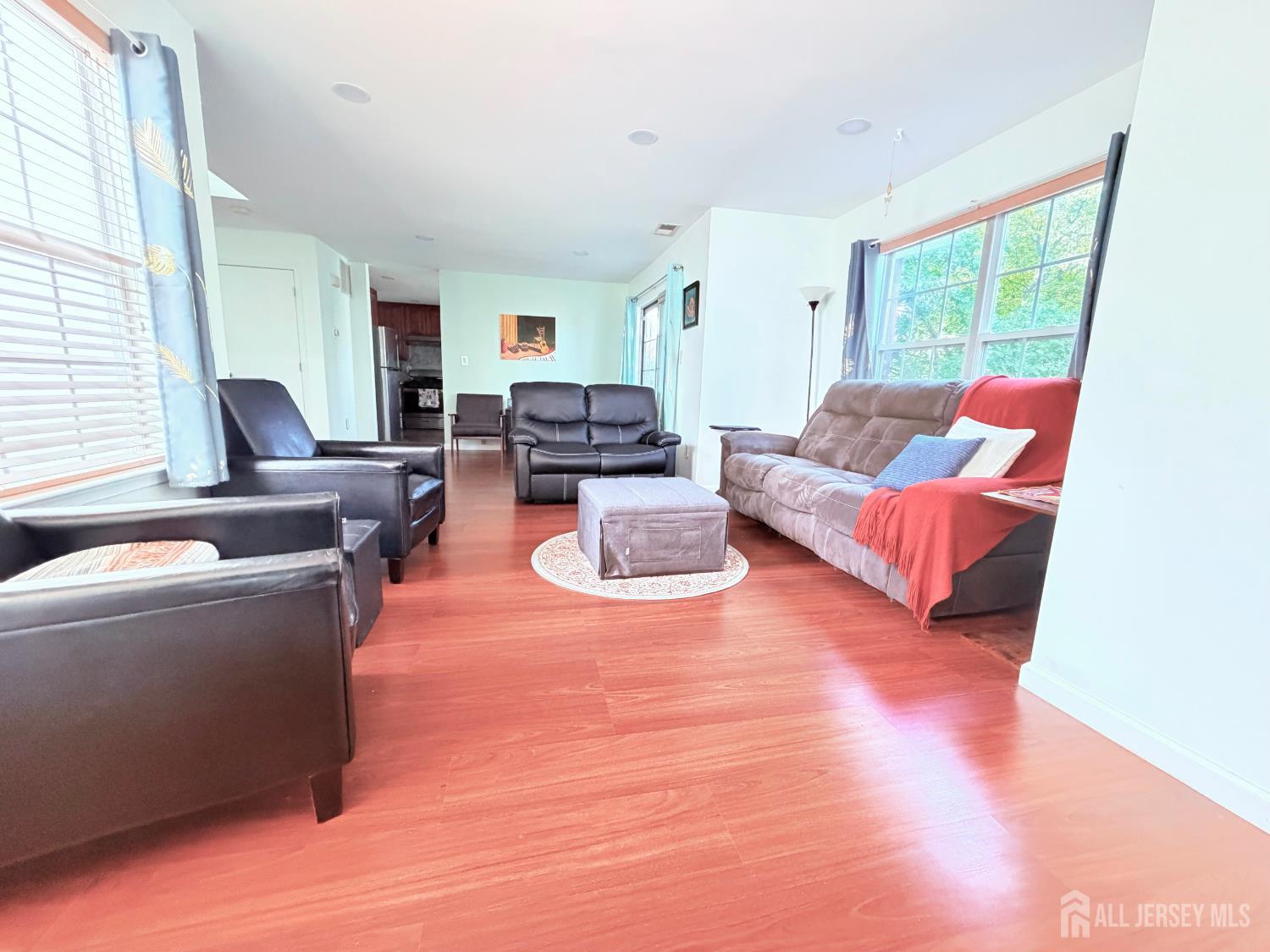918 Plymouth Road North Brunswick, NJ 08902 - Photo 10 of 30