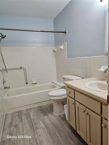 $1,850 | 2263 Americus Boulevard East, Unit 17, Clearwater, FL 33763