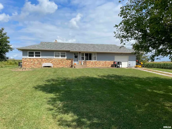 $595,000 | 488 Highway 116, Germantown Hills, IL 61548