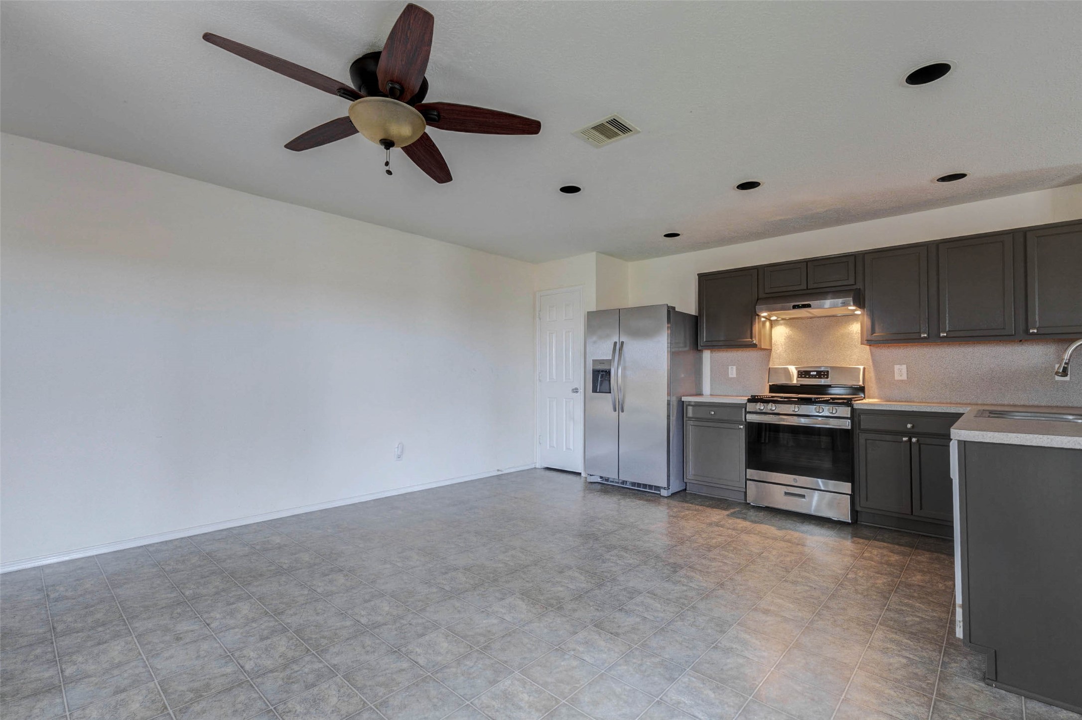 7706 Sagemark Ridge Drive Cypress, TX 77433 - Photo 11 of 49