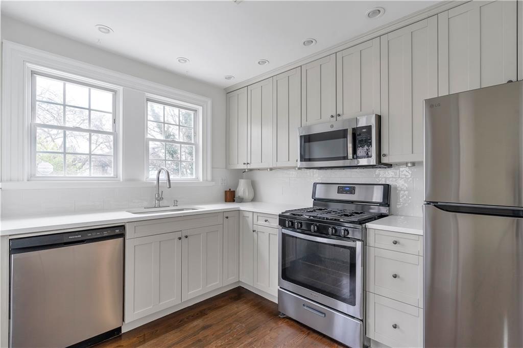 438 Deering Road Northwest Atlanta, GA 30309 - Photo 8 of 28