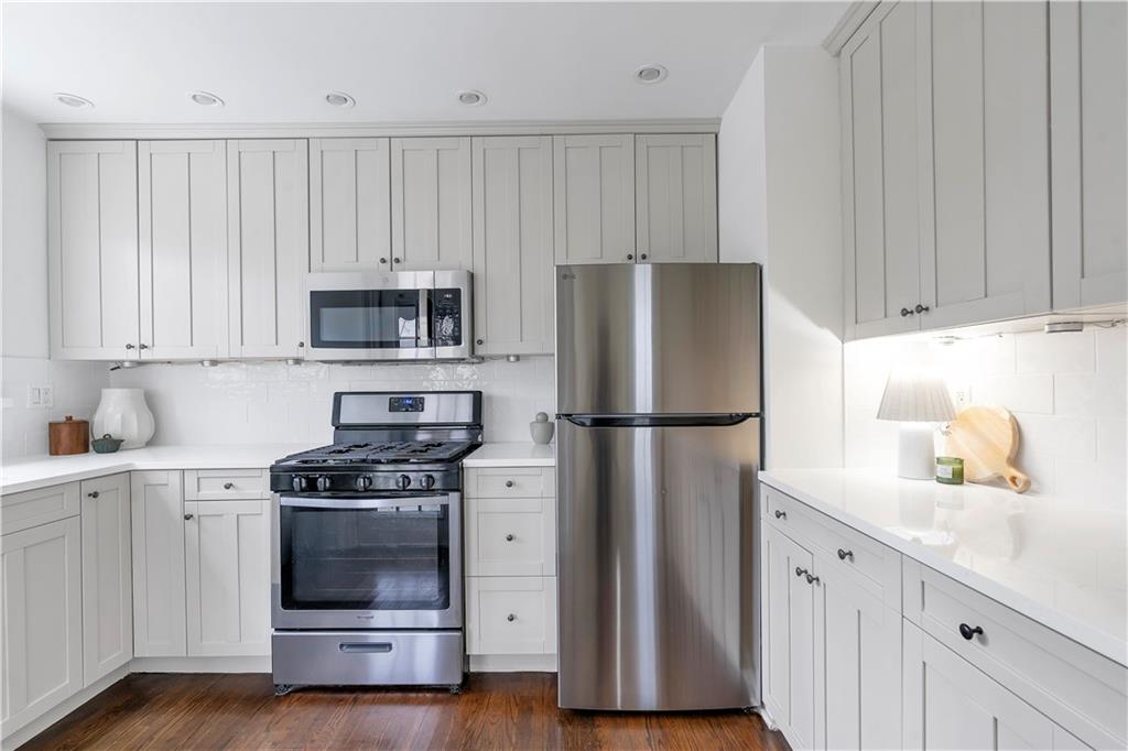 438 Deering Road Northwest Atlanta, GA 30309 - Photo 9 of 28