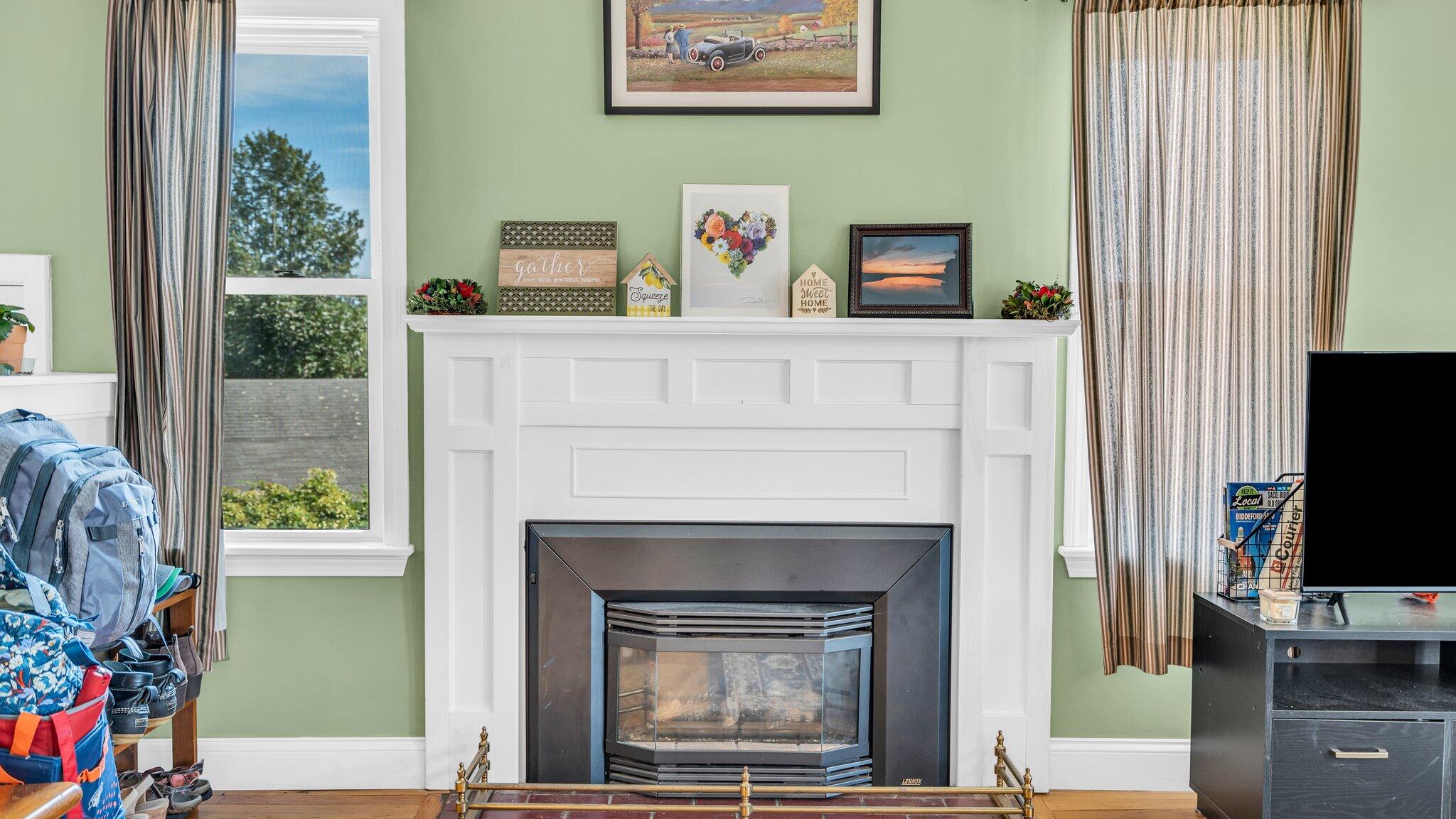 317 Alfred Street, Unit 201 Biddeford, ME 04005 - Photo 11 of 26 19-web-or-mls-DSC02369