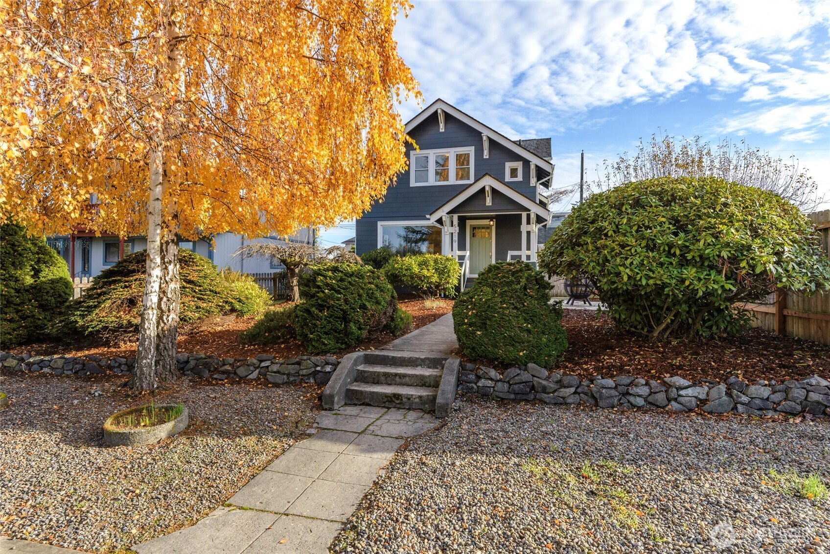 5219 North Winnifred Street Ruston, WA 98407 - Photo 3 of 19