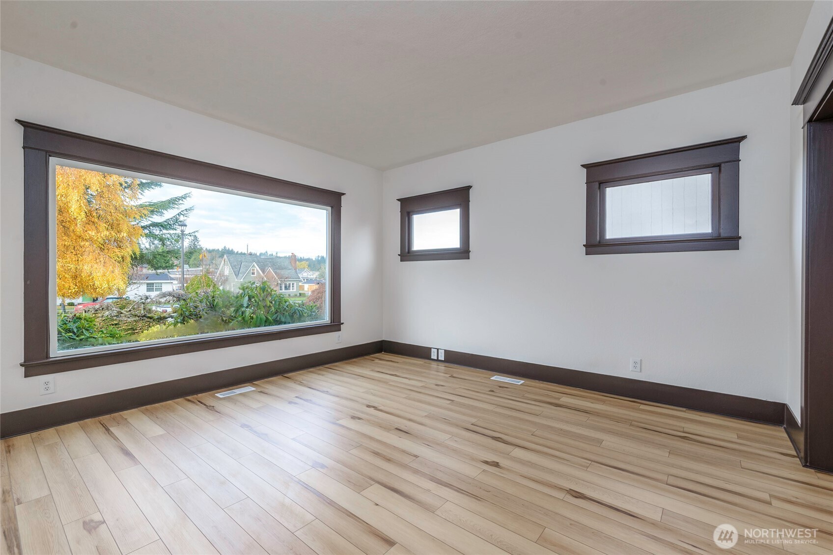 5219 North Winnifred Street Ruston, WA 98407 - Photo 6 of 19