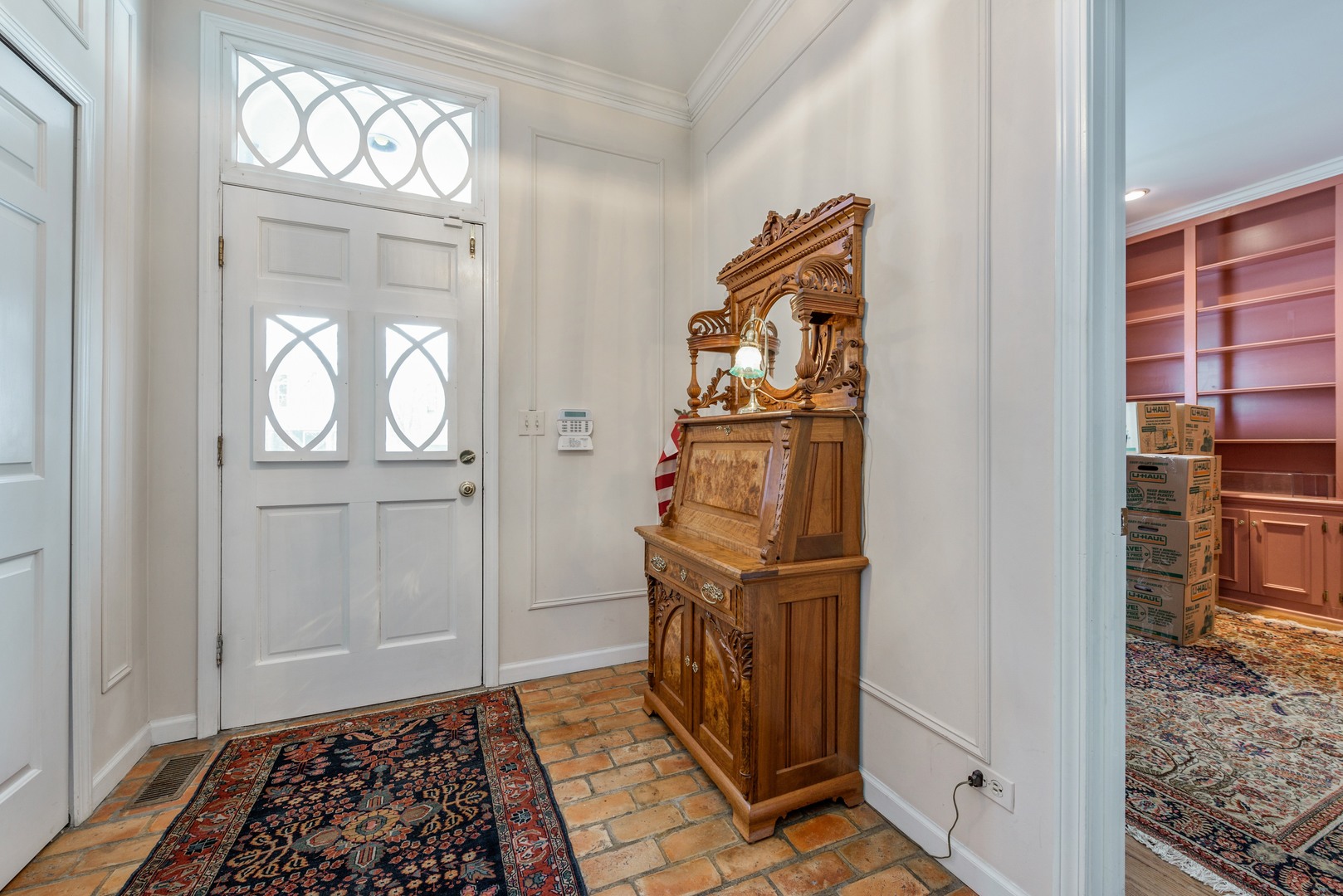 813 Monroe Street Evanston, IL 60202 - Photo 2 of 10
