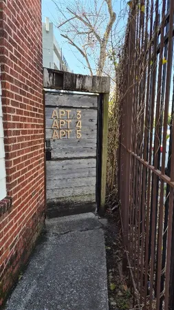 $1,000 | 2118 Oakdale Street, Unit 5, Houston, TX 77004