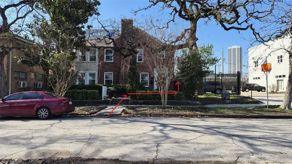 $1,000 | 2118 Oakdale Street, Unit 5, Houston, TX 77004