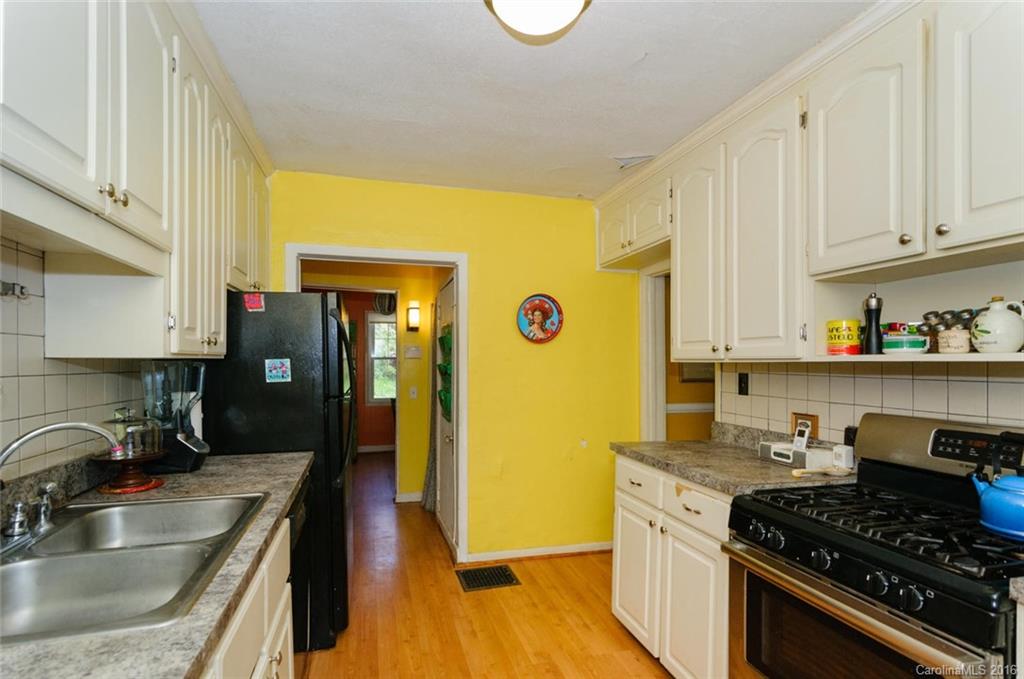 347 Sand Hill Road Asheville, NC 28806 - Photo 15 of 24 Gallery Image 15
