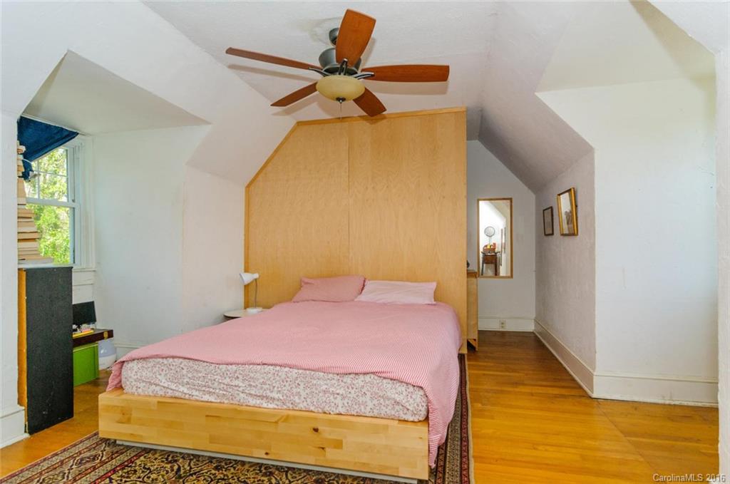347 Sand Hill Road Asheville, NC 28806 - Photo 18 of 24 Gallery Image 18