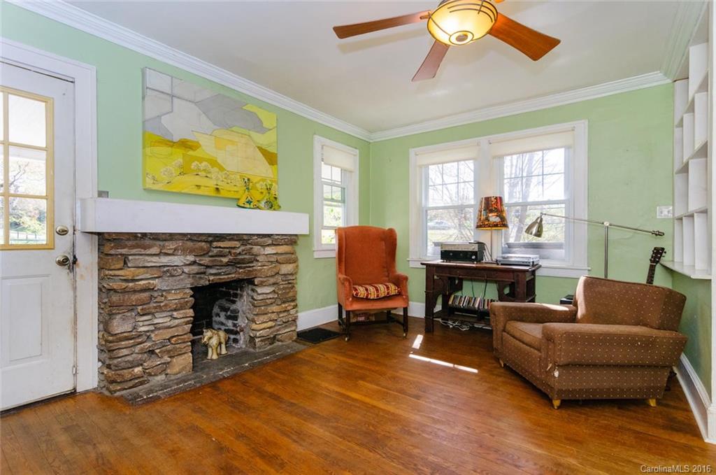 347 Sand Hill Road Asheville, NC 28806 - Photo 6 of 24 Gallery Image 6