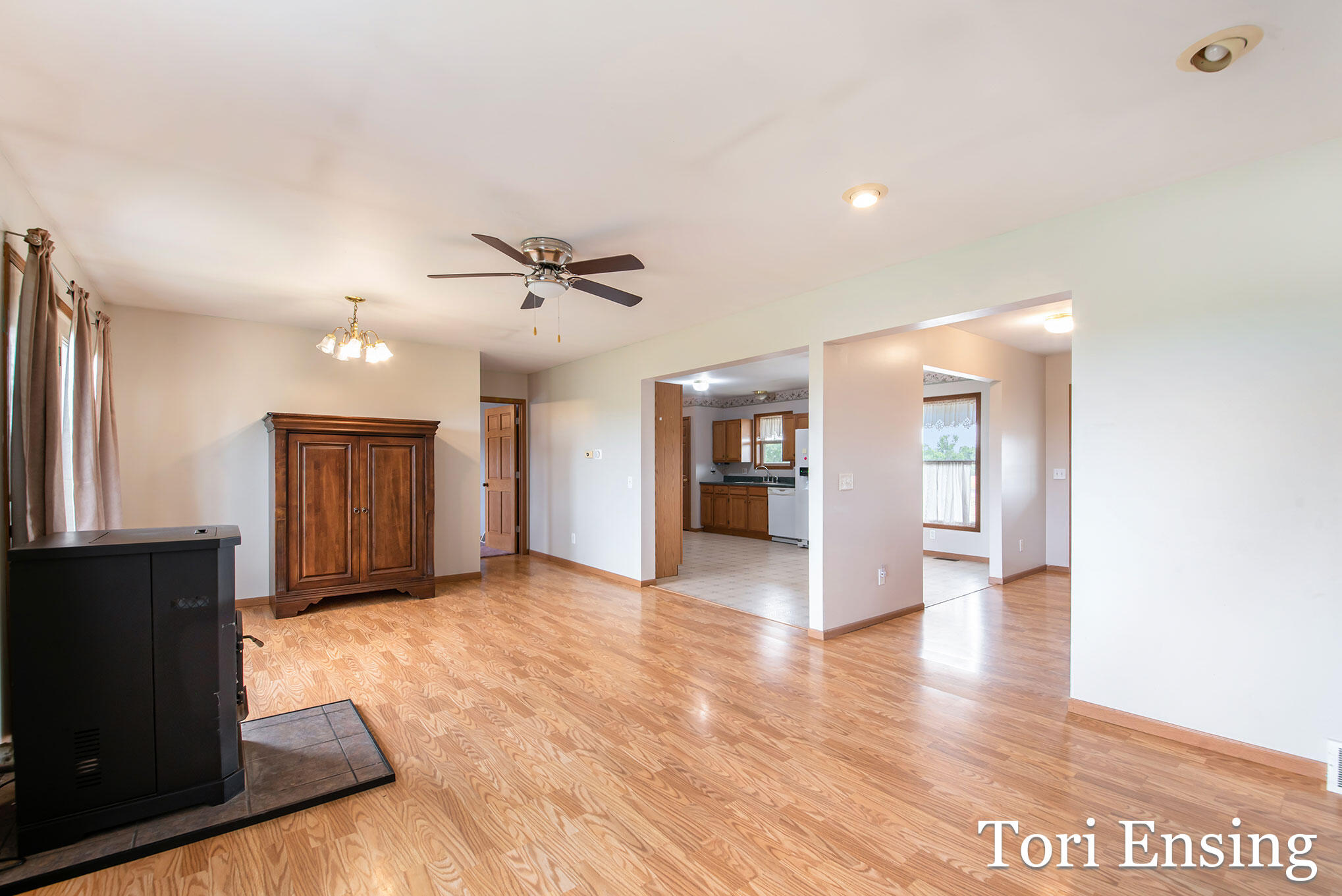 10387 East Fenwick Road Carson City, MI 48811 - Photo 4 of 29 _DSC4827