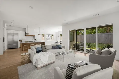 $1,795,000 | 6322 Malcolm Drive, Dallas, TX 75214
