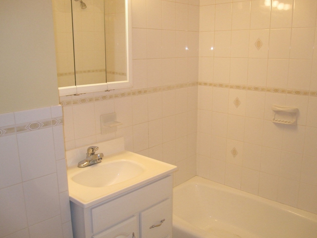 55 Elm Street, Unit 1 Watertown, MA 02472 - Photo 9 of 9