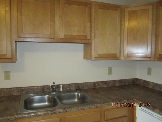 7915 Pleasant Valley Road Florence, KY 41042 - Photo 6 of 18