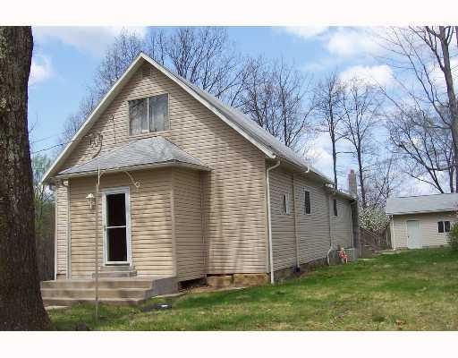 129-162 Garrison Ridge Road New Freeport, PA 15352 - Photo 1 of 8 Exterior Front.