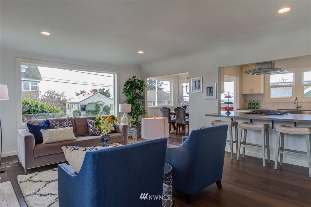 4102 Southwest Kenyon Street Seattle, WA 98136 - Photo 2 of 21 Gallery Image 2