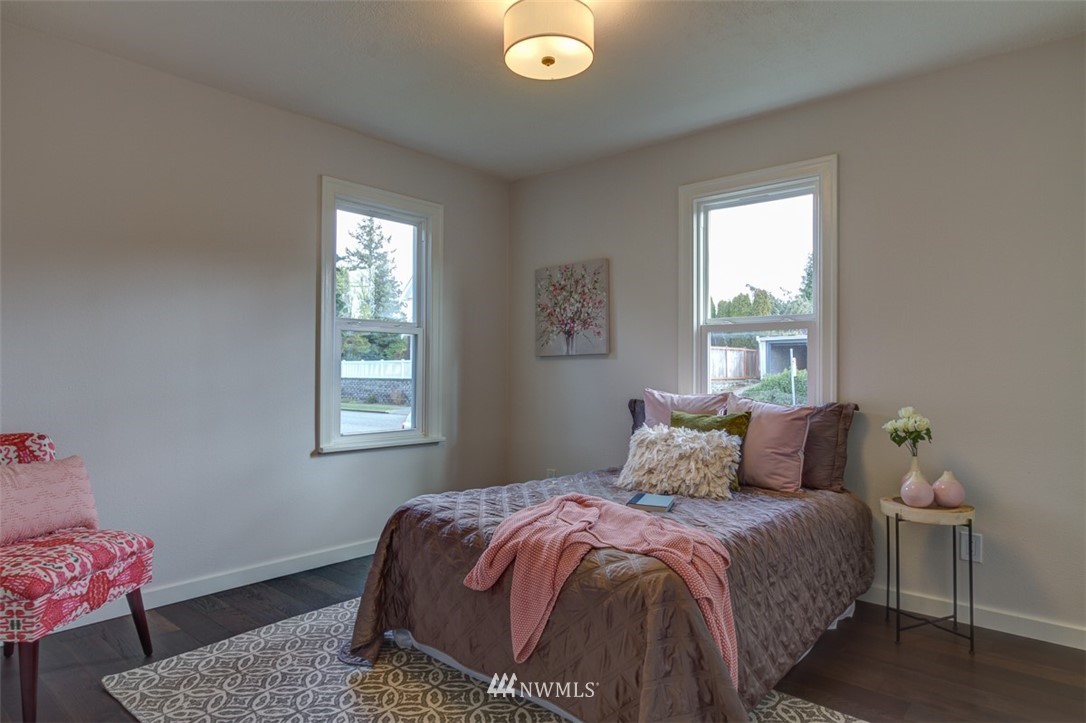 4102 Southwest Kenyon Street Seattle, WA 98136 - Photo 12 of 21 Gallery Image 12