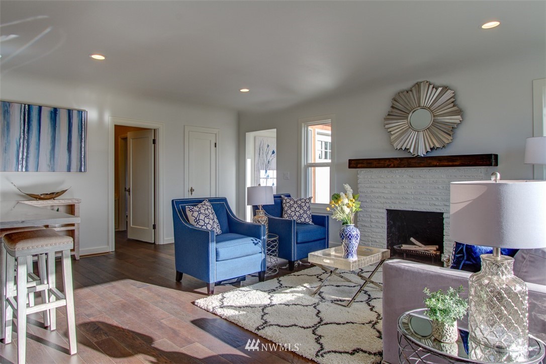 4102 Southwest Kenyon Street Seattle, WA 98136 - Photo 3 of 21 Gallery Image 3