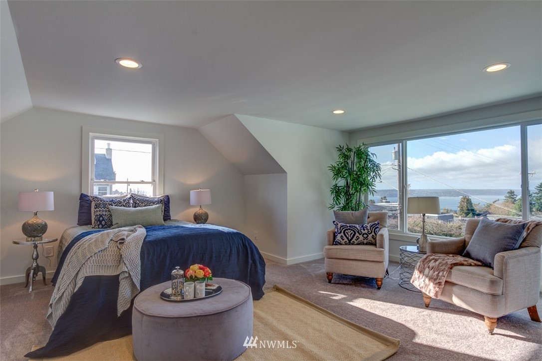 4102 Southwest Kenyon Street Seattle, WA 98136 - Photo 7 of 21 Gallery Image 7