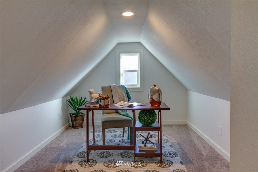 4102 Southwest Kenyon Street Seattle, WA 98136 - Photo 10 of 21 Gallery Image 10