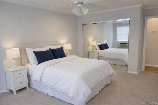 $2,675 | 100 Town House Village, Unit 805, Islandia, NY 11749