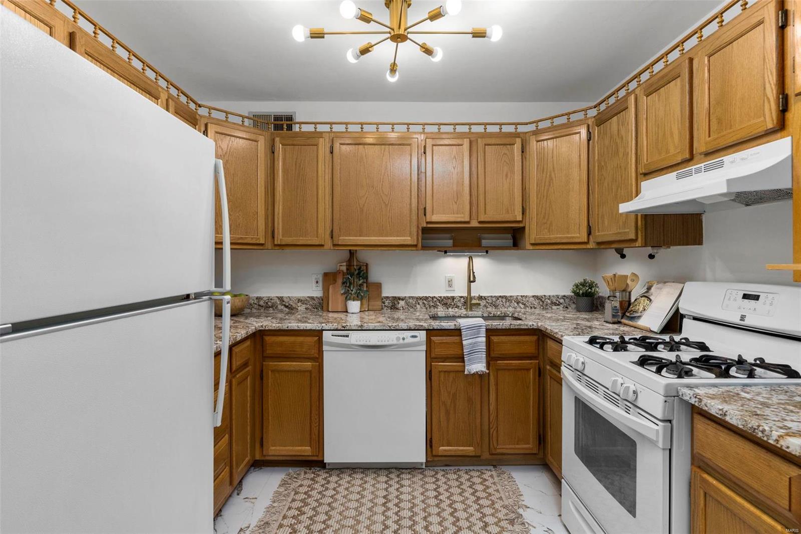 3420 Ranch Lane St. Louis, MO 63121 - Photo 8 of 26 Gallery Image 8