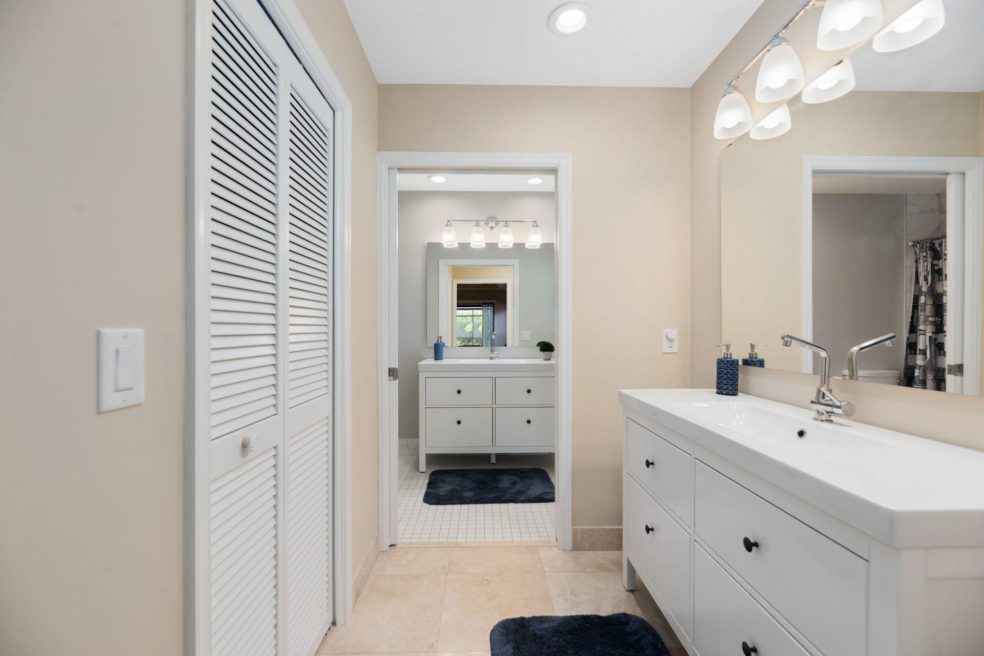 9536 Old Pine Road Boca Raton, FL 33428 - Photo 22 of 45 Master Bathroom