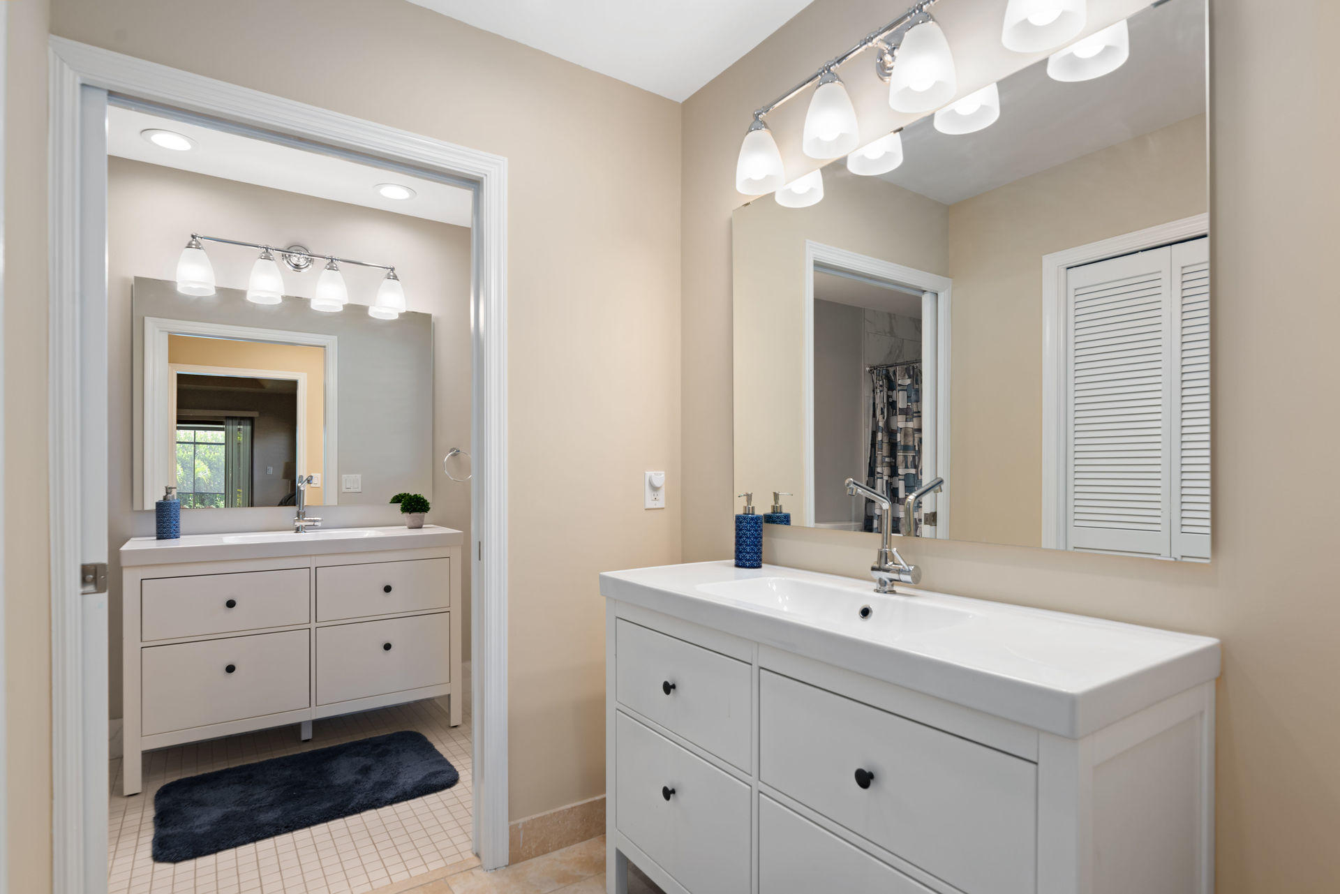9536 Old Pine Road Boca Raton, FL 33428 - Photo 23 of 45 Master Bathroom