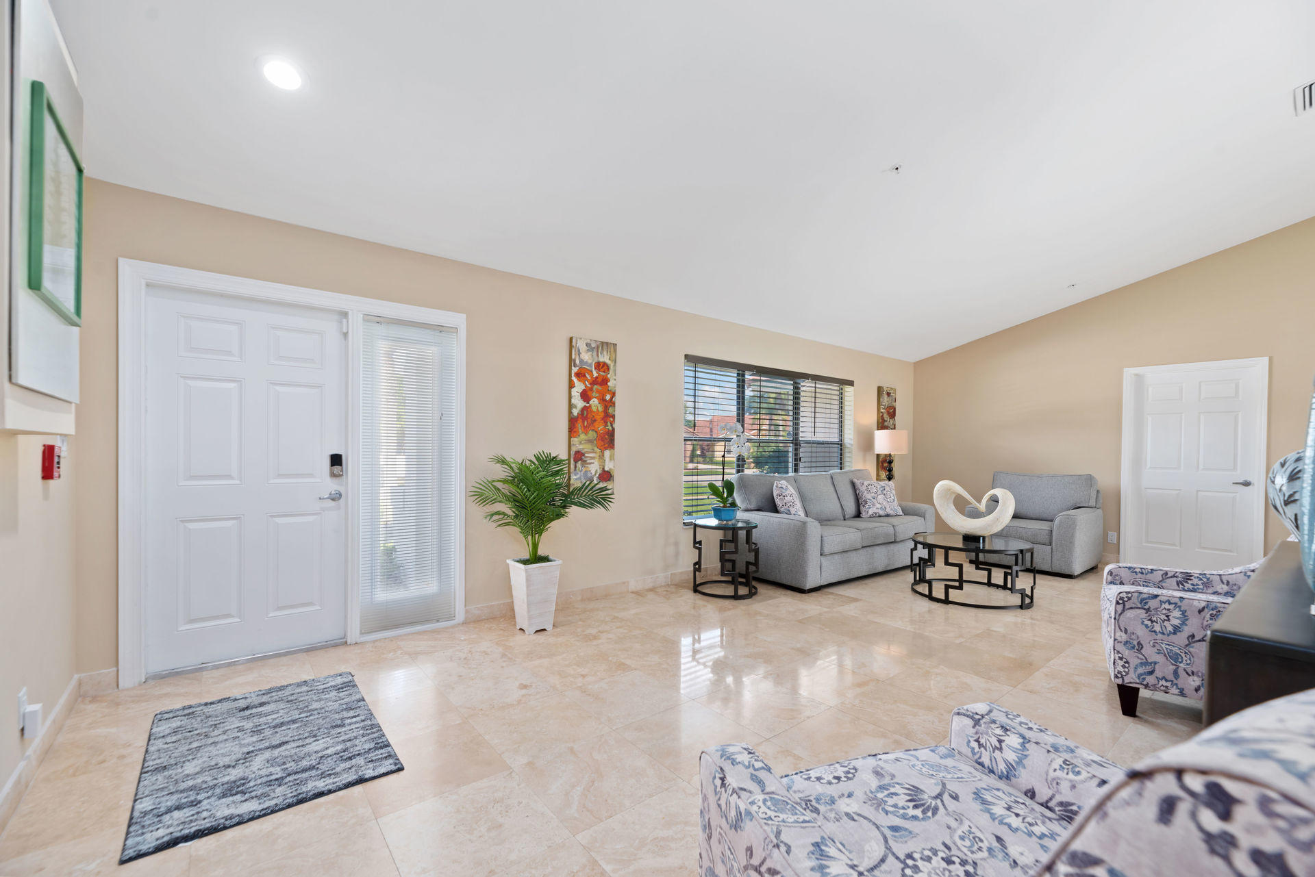 9536 Old Pine Road Boca Raton, FL 33428 - Photo 5 of 45 Large Living Space