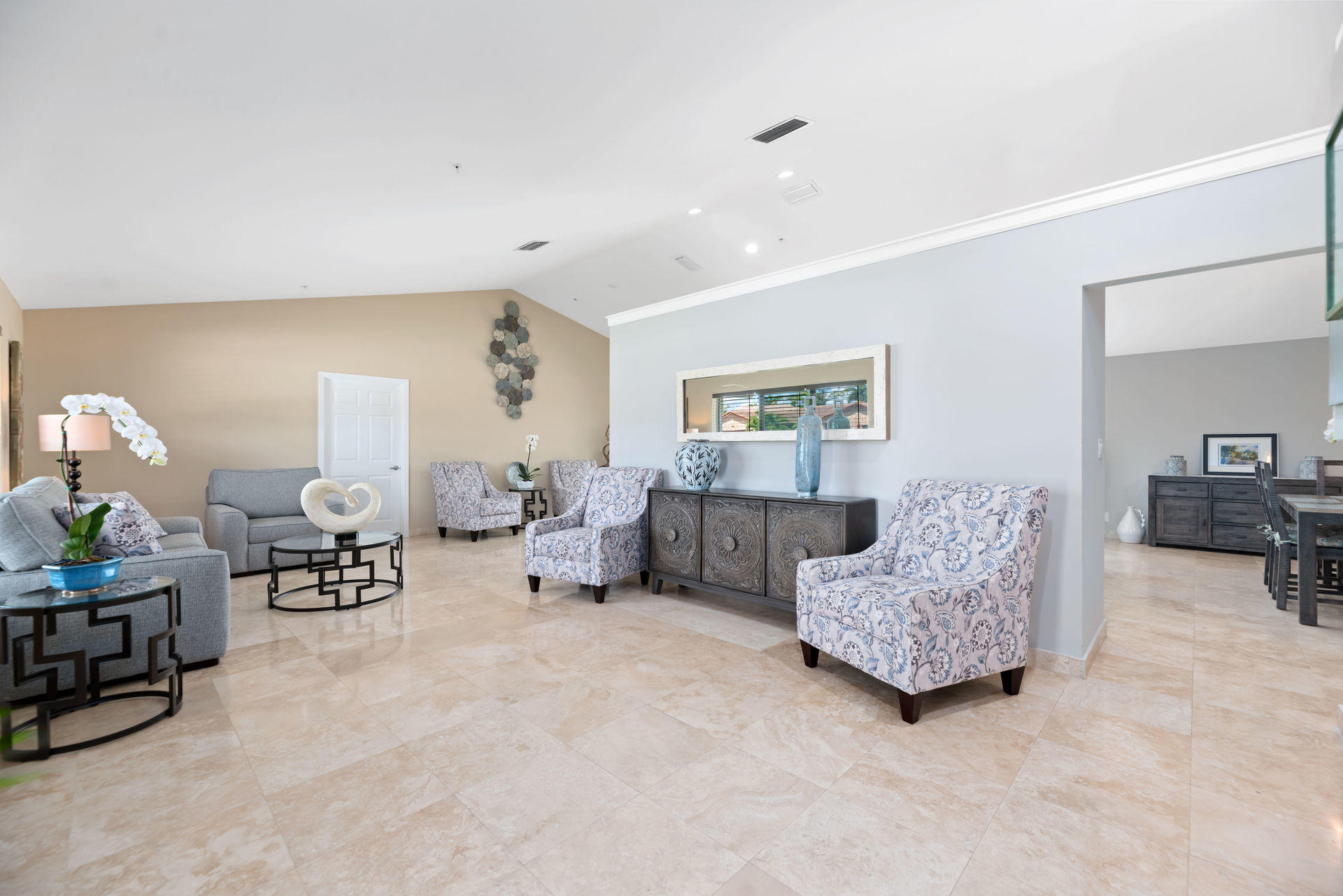 9536 Old Pine Road Boca Raton, FL 33428 - Photo 6 of 45 Living Room