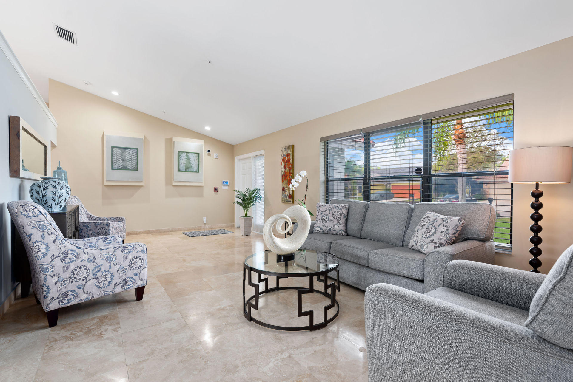 9536 Old Pine Road Boca Raton, FL 33428 - Photo 8 of 45 Living Room