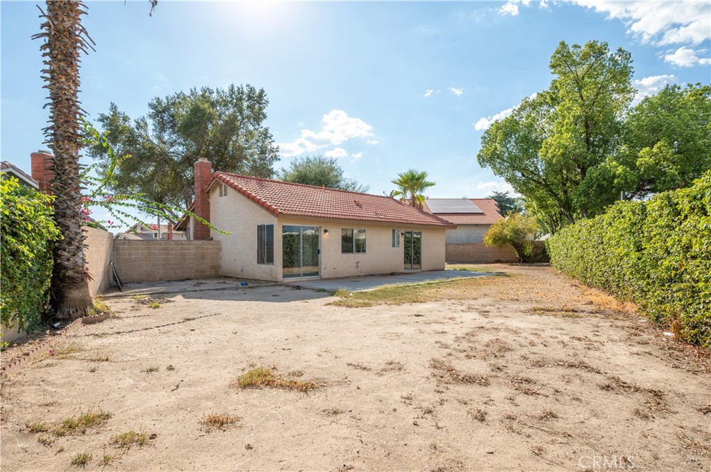 105 South Lamarr Street Rialto, CA 92376 - Photo 20 of 31 Gallery Image 20