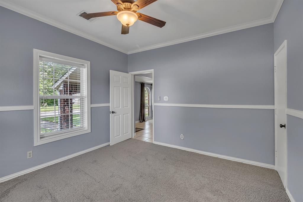 401 Magnolia Street Arlington, TX 76012 - Photo 19 of 32
