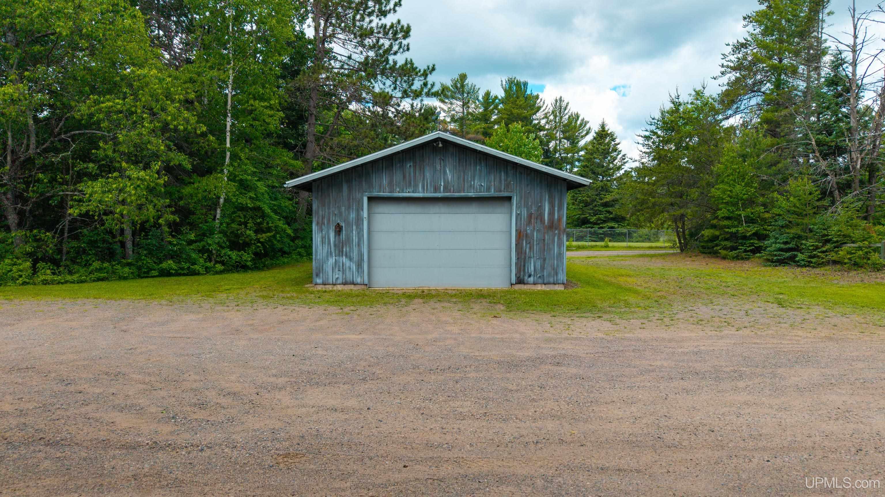 2813 Highway 41 Ishpeming, MI 49849 - Photo 45 of 62