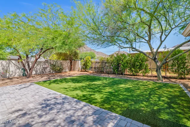 $369,000 | 9520 North Central Avenue, Phoenix, AZ 85020
