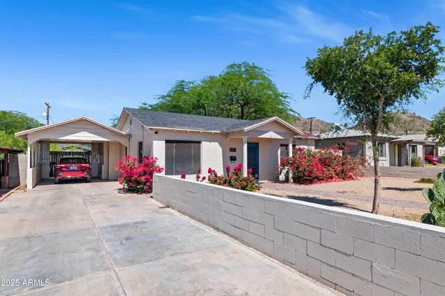 $369,000 | 9520 North Central Avenue, Phoenix, AZ 85020