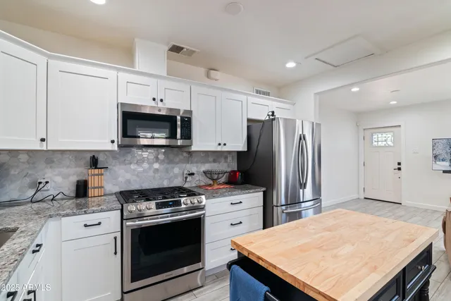 $369,000 | 9520 North Central Avenue, Phoenix, AZ 85020