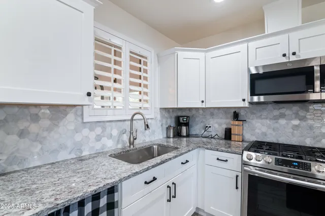 $369,000 | 9520 North Central Avenue, Phoenix, AZ 85020