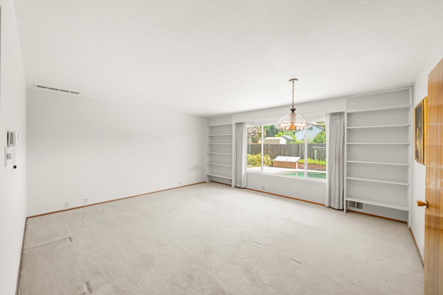 4316 Engle Road Sacramento, CA 95821 - Photo 15 of 68