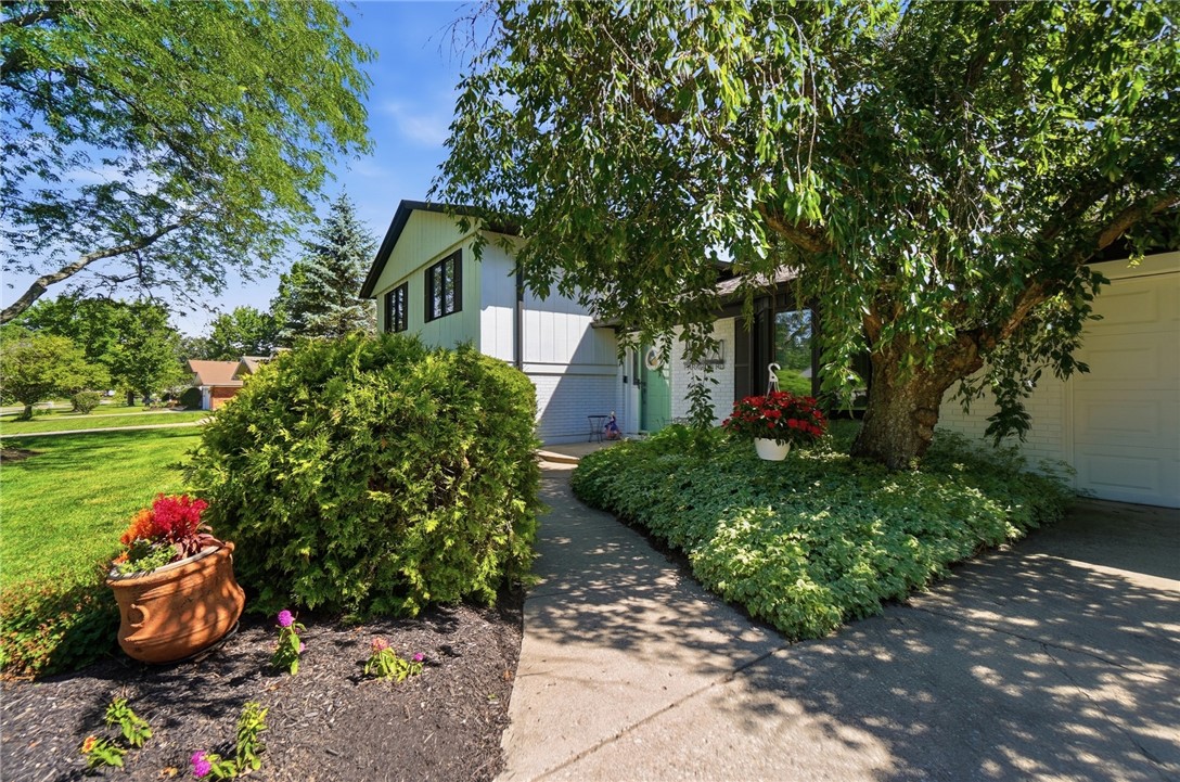 8220 Paragon Road Dayton, OH 45458 - Photo 4 of 66