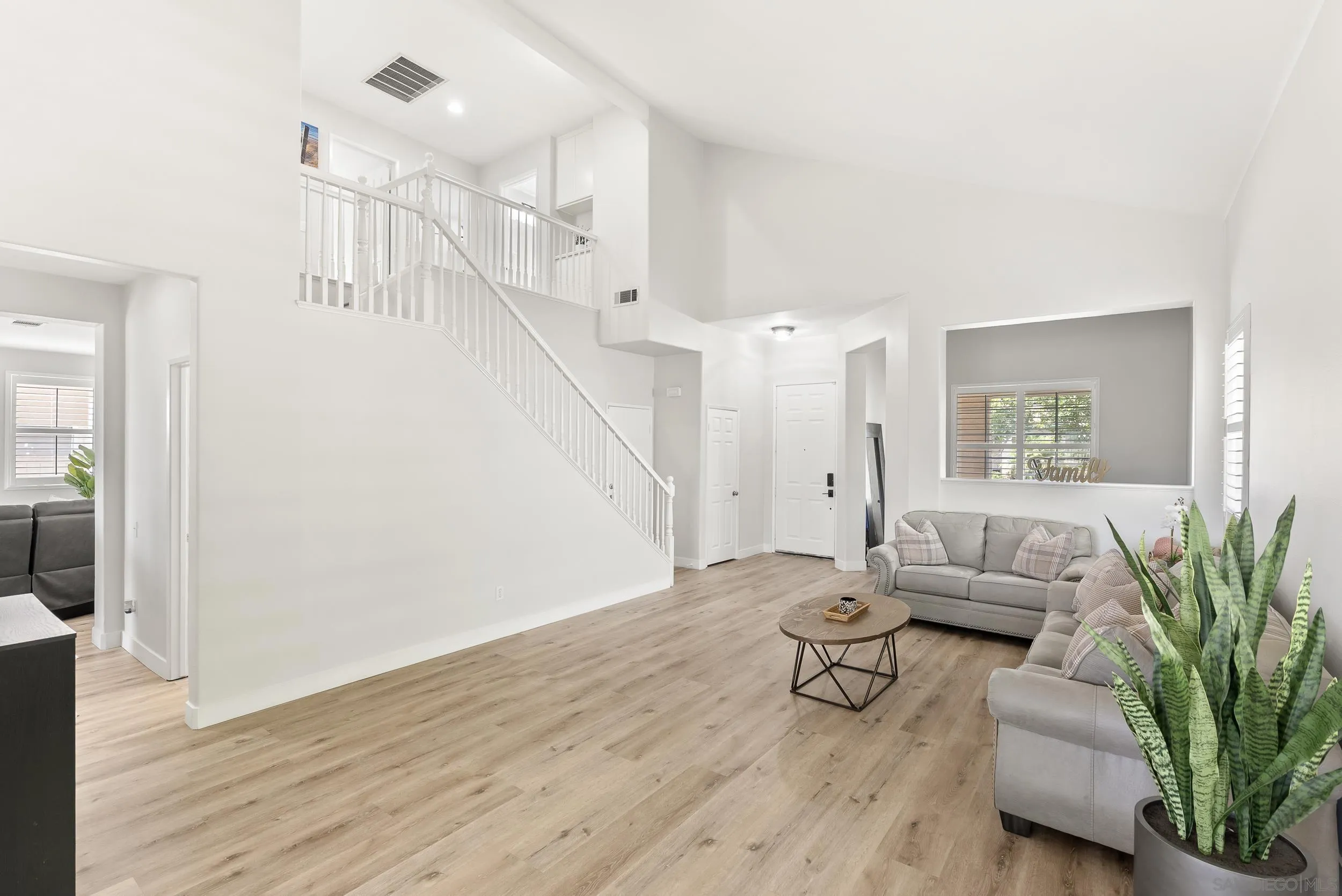 1438 Carneros Valley Street Chula Vista, CA 91913 - Photo 6 of 42