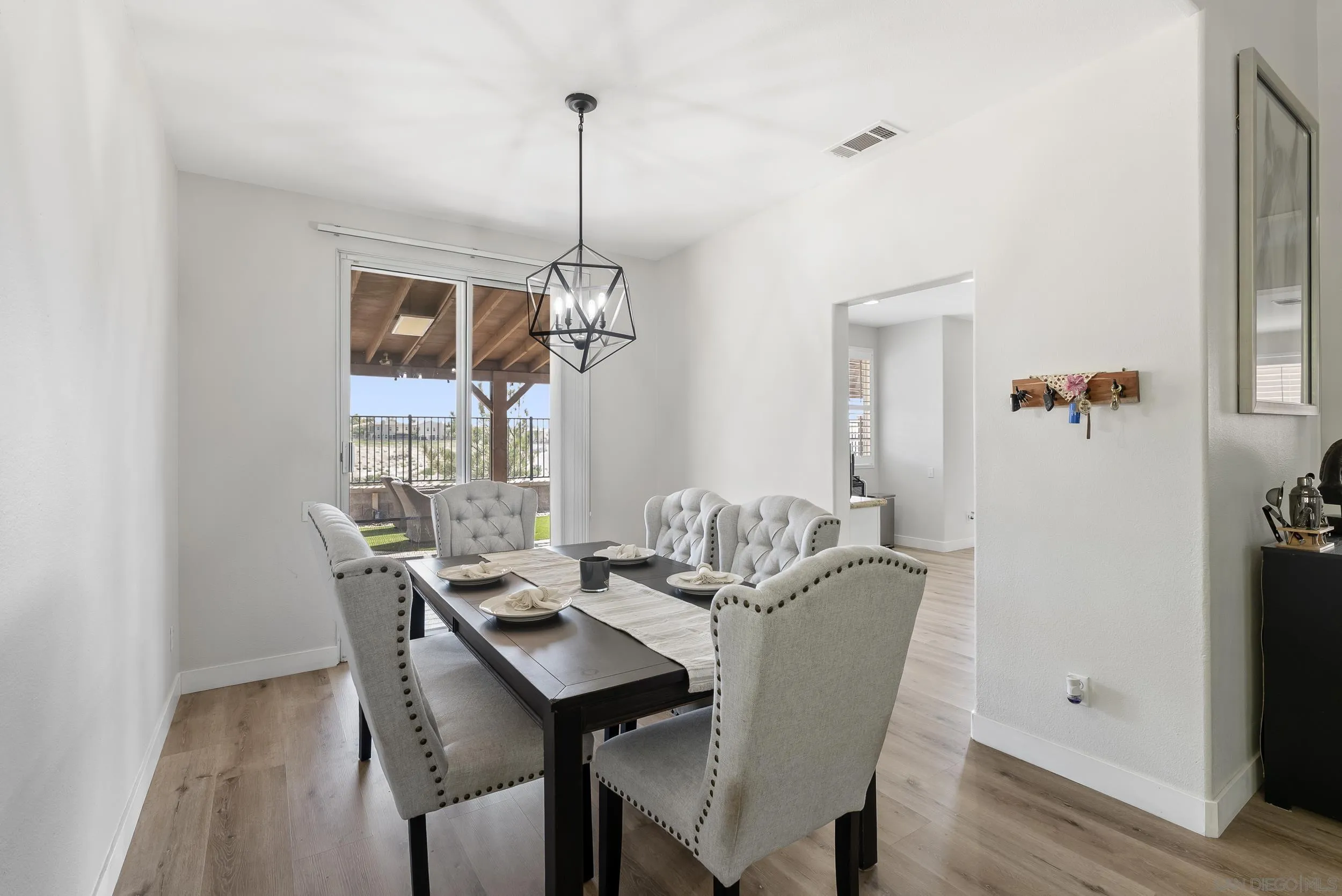 1438 Carneros Valley Street Chula Vista, CA 91913 - Photo 7 of 42