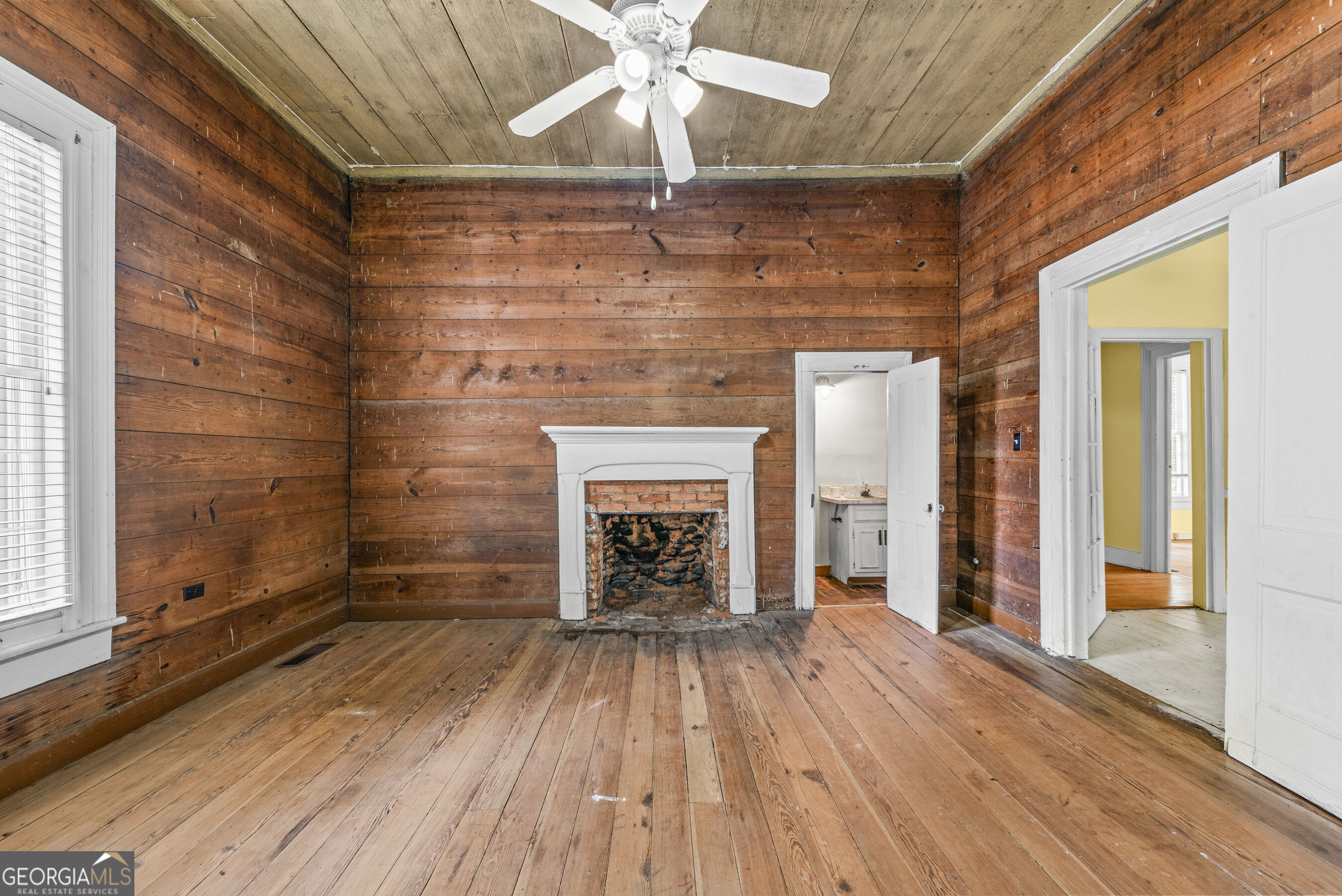 1047 Dixie Road Covington, GA 30014 - Photo 10 of 46 Gallery Image 10
