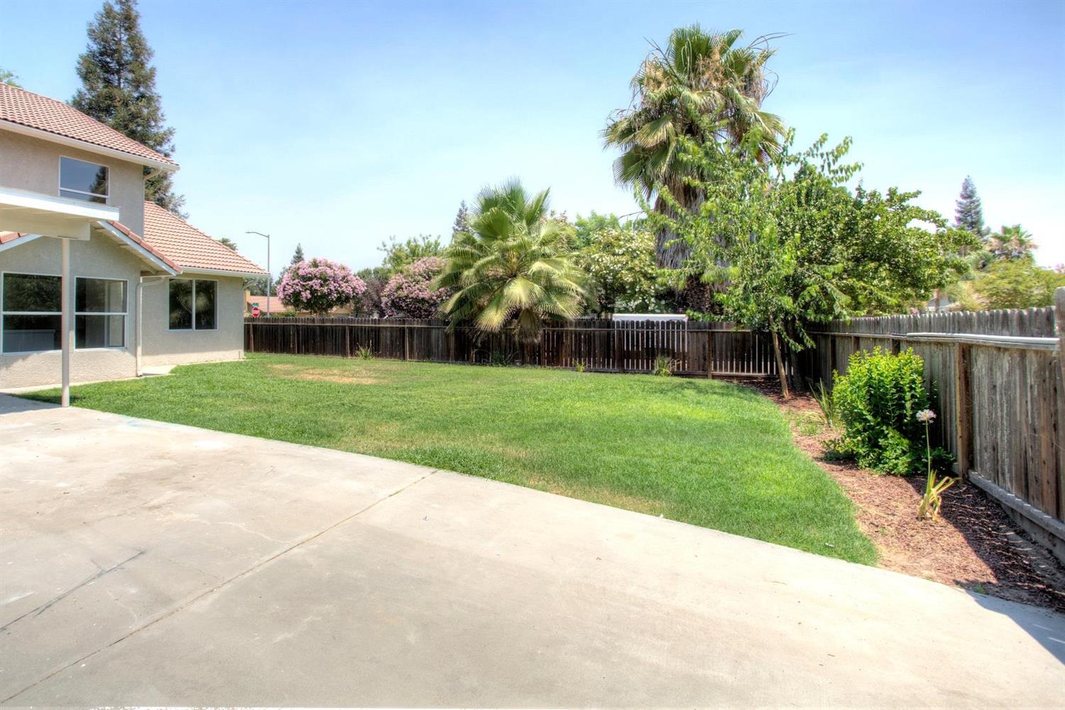 319 West Huntsman Avenue Reedley, CA 93654 - Photo 37 of 38 Gallery Image 37