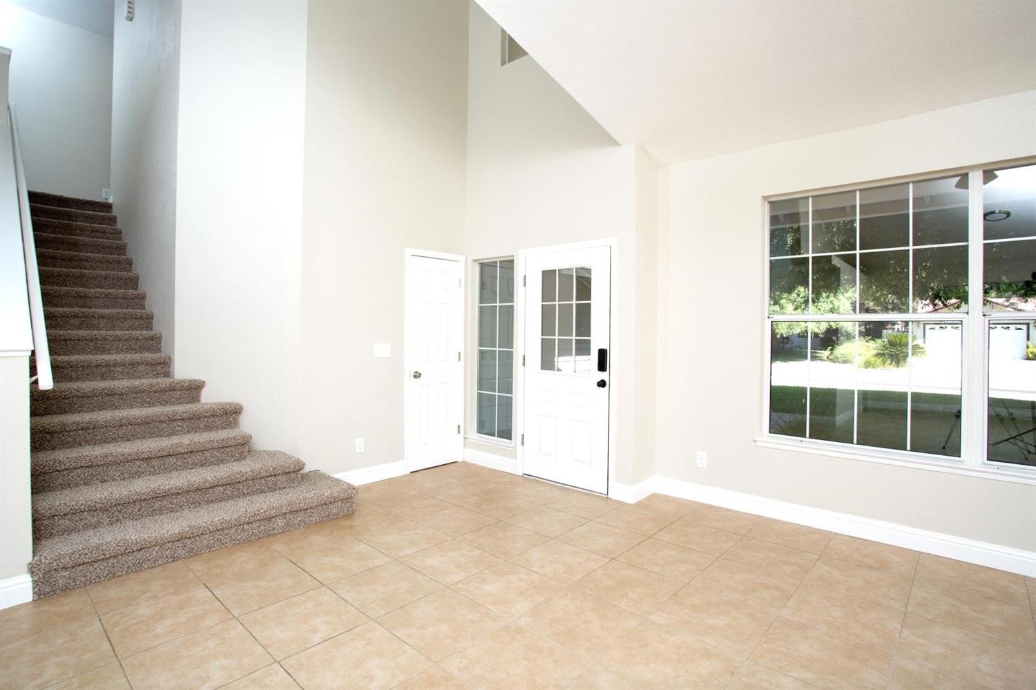 319 West Huntsman Avenue Reedley, CA 93654 - Photo 10 of 38 Gallery Image 10
